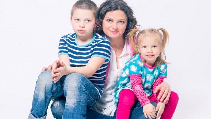 Lujza má v skutočnosti dve krásne deti - Grétku a Viktora.